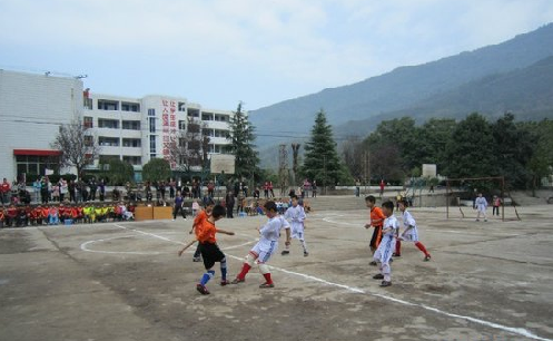 2·28北京育英中学跳楼事件