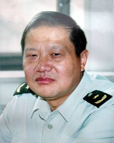 杜云生（中国人民解放军少将）