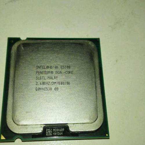 Intel 酷睿2双核 E5300（散）