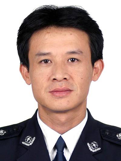 叶卫（南京森林警察学院副院长）