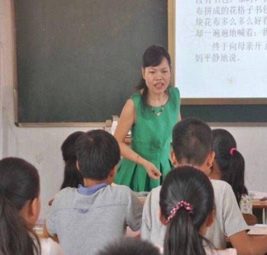 蒋玉芬（广西百色市实验小学原教师）