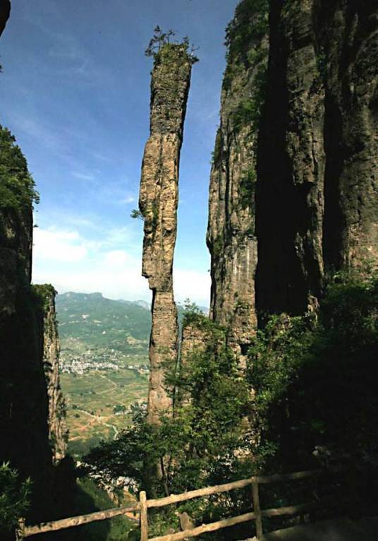 一柱香（湖北省恩施市旅游景点）