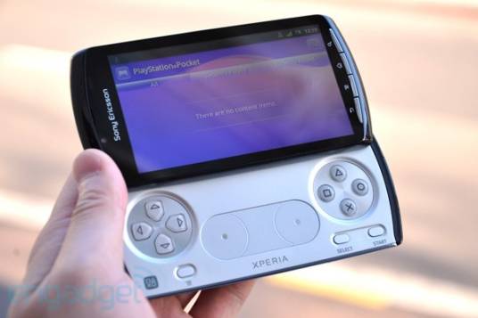 索尼爱立信Xperia Play Z1i