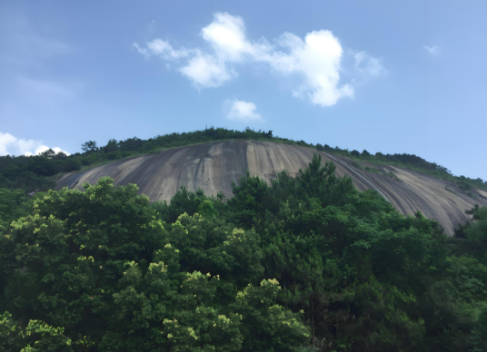 大斑石景区